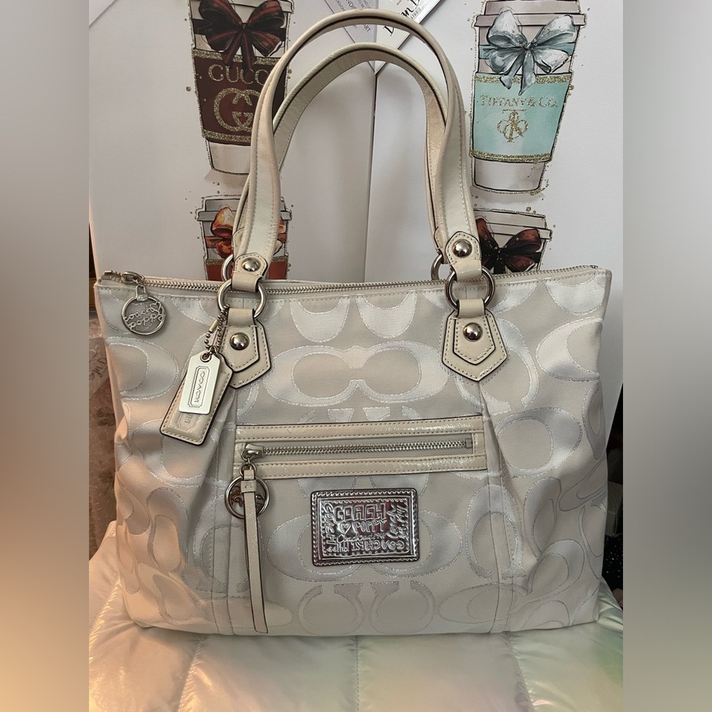 Like New Coach Poppy Metallica Glam Tote - Picture 1 of 8